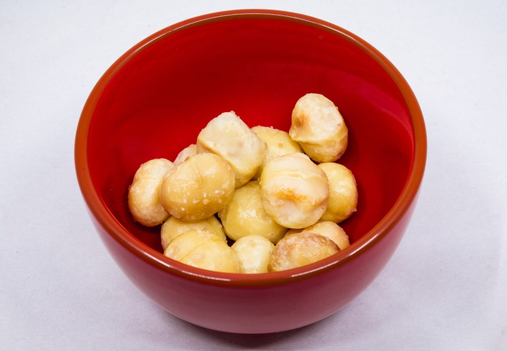 Reviving my nuts. Queensland nuts (Genus Macadamia).